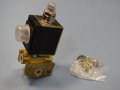 магнет вентил Fisons Instruments L345 B23 Z224C solenoid valve 220V, снимка 1