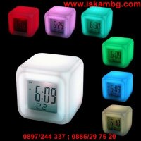 Антистрес LED часовник кубче - 7 цвята, снимка 13 - Други стоки за дома - 28508384