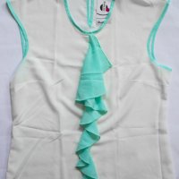 Дамска блуза в бяло с къдрички в цвят мента Awama - XL, снимка 2 - Корсети, бюстиета, топове - 43114663