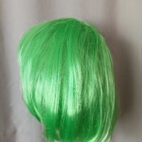  Неоново зелена перука с бретон , снимка 7 - Аксесоари за коса - 37225069