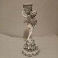 Много красива ретро колекционерска статуетка свещник от полирезин., снимка 2 - Статуетки - 43646871