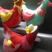 Текстилни кокошки за декорация, снимка 2 - Декорация за дома - 32420501