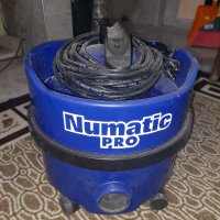 Професионална прахосмукачка Numatic PRO 6kg, снимка 1 - Прахосмукачки - 43193804