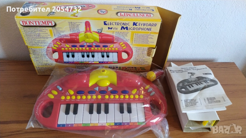 Електронен синтезатор с микрофон - Bontempi, снимка 1