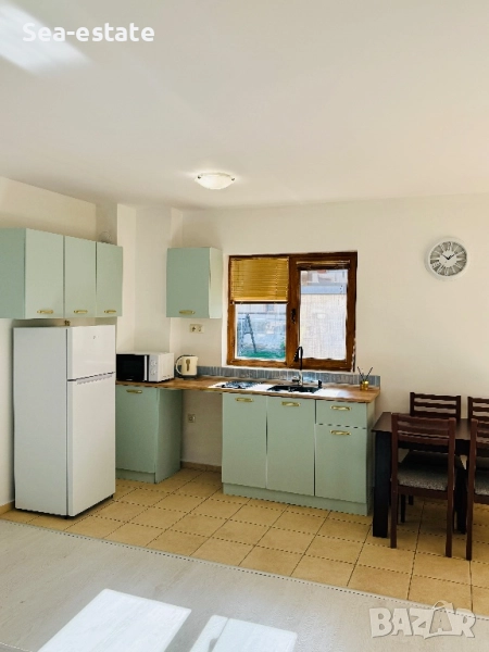 Уютно студио в централ на част на гр.Бяла , снимка 1