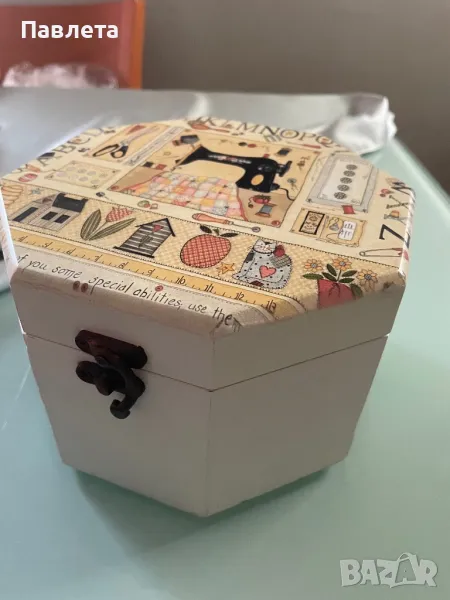 Дървена кутия за бижута, снимка 1
