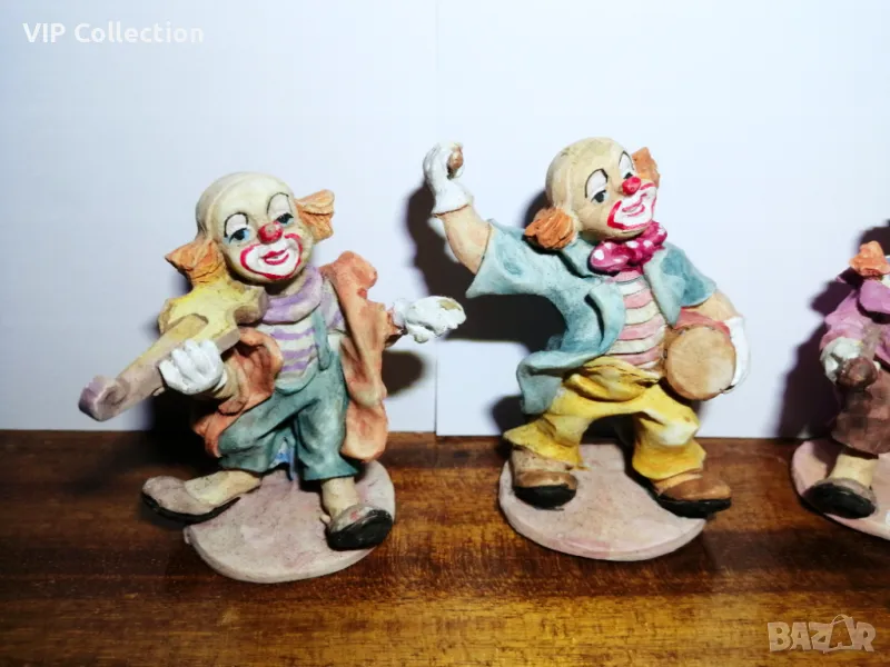 Продавам комплект от 5 весели клоуна, снимка 1