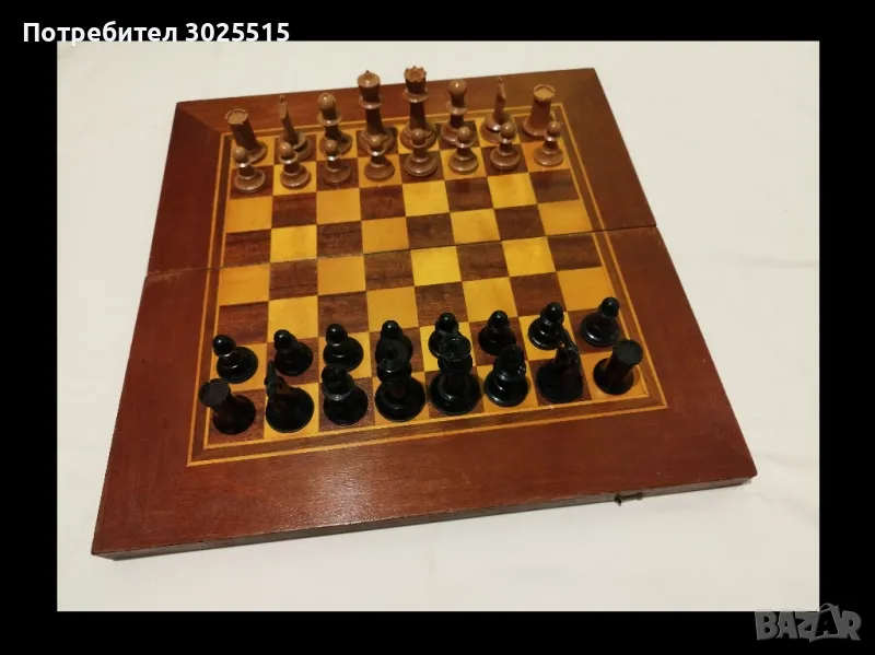 Стар шах в дървена кутия , снимка 1