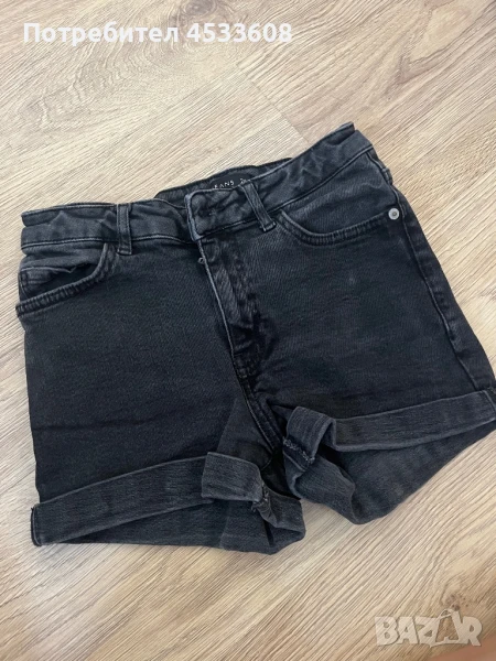 Дънкови къси гащи, снимка 1