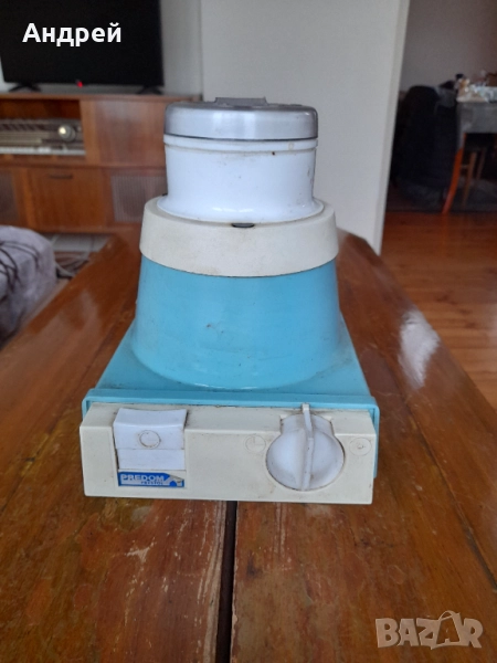 Стара кафемелачка Predom, снимка 1