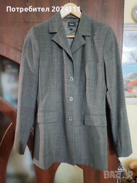Продавам дамско сако, снимка 1