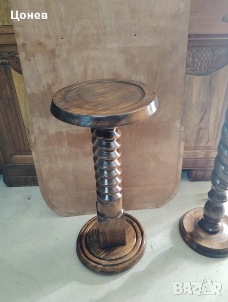 Пиедестал с усукана колона, снимка 1