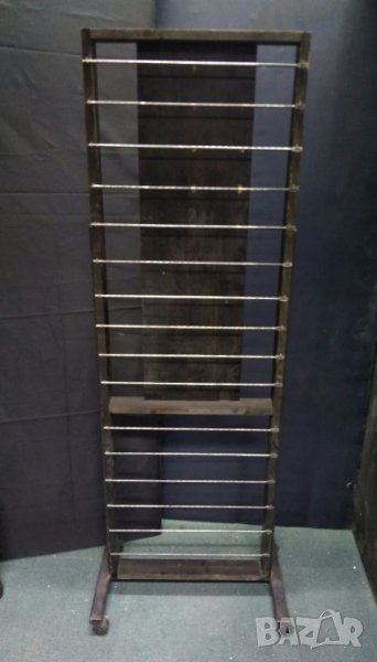 Продавам стелаж / стойка, снимка 1