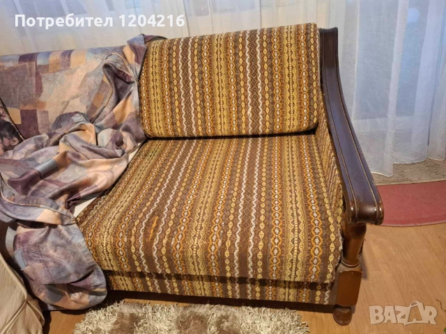 Двуместен старинен диван, снимка 3 - Дивани и мека мебел - 52482042