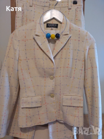 Дамски костюм в размер XS, снимка 4 - Костюми - 52431497