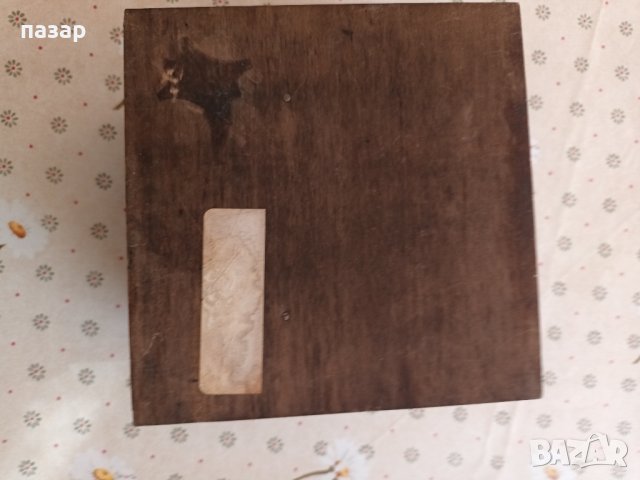 Стара дървена кутия за цигари, снимка 4 - Антикварни и старинни предмети - 43603050