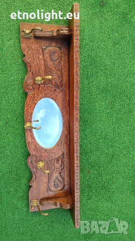 Красива дъбова закачалка с рафт, огледало и дърворезба , снимка 6 - Закачалки - 52805993