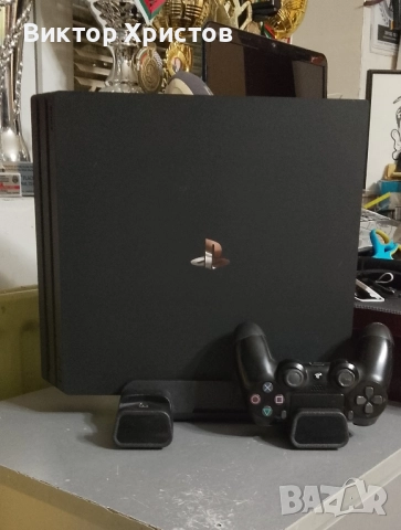 PS4 Pro 1TB + Logitech G29 + Shifter + игри + охлаждаща стойка готов комплект, снимка 3 - PlayStation конзоли - 51870693
