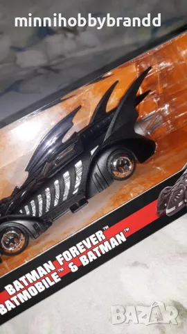 BATMAN  & BATMOBILE BATMAN FOREVER 1.24  JADA TOP TOP TOP  MODEL. , снимка 4 - Колекции - 47675975