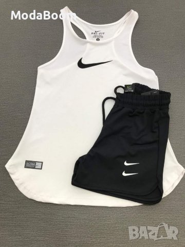 Дамски комплекти Nike