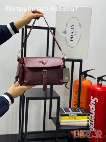 PRADA дамска чанта, снимка 9 - Чанти - 53347567