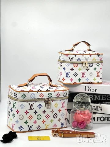 чанти Комплект 2 броя
:Big➡️26cm⬆️18cm✨
           Small:➡️22cm⬆️14cm✨
🌟 louis vuitton , снимка 5 - Чанти - 50777987