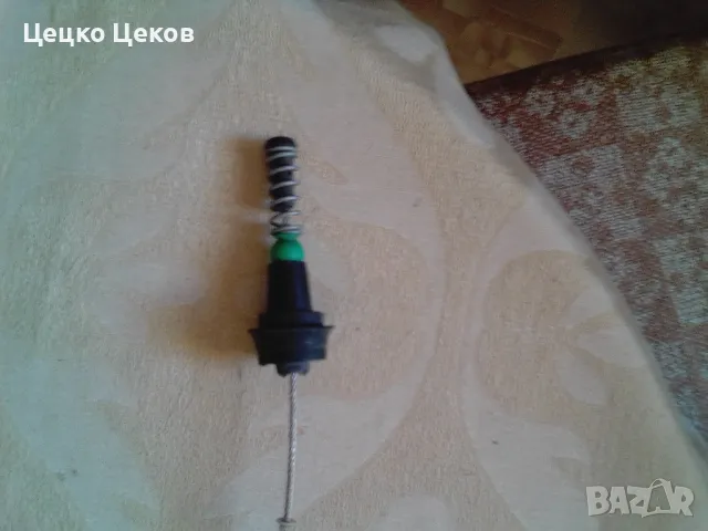 Жило за газта за Фолксваген Венто, снимка 2 - Части - 47503516