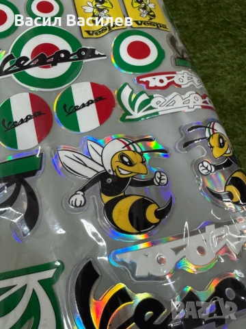 Светлотразителен комплект лепенки за Vespa, снимка 2 - Аксесоари и консумативи - 50576096