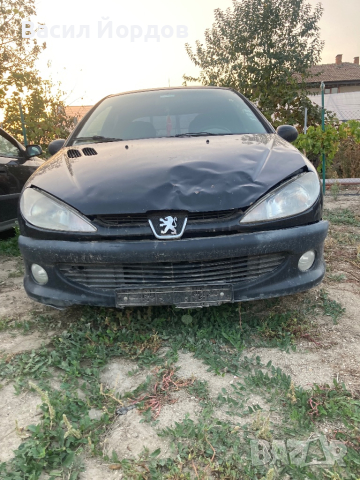 Пежо 206 1.6 90 к.с НА Части / Peugeot 206 1.6 90к.с, снимка 4 - Автомобили и джипове - 44932964