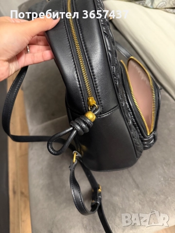 Оригинална раничка LIU JO, снимка 4 - Чанти - 52644617