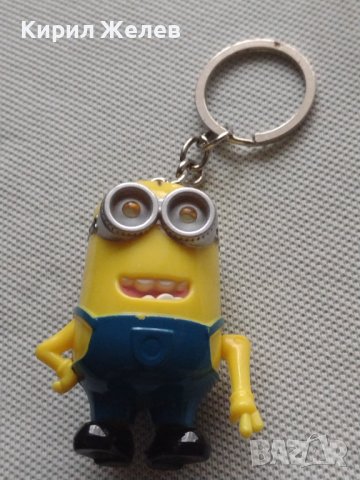 Ключодържател МИНЬОНИТЕ светещи очи подходящ аксесоар за раници 42223, снимка 5 - Други - 43620462