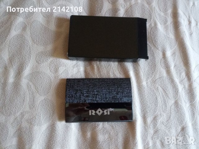 продавам метален органайзер за визитки с магнитно затваряне, снимка 2 - Портфейли, портмонета - 37166208