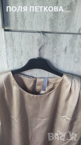 Бежово сатен блуза с подплънки , снимка 6 - Тениски - 40399478