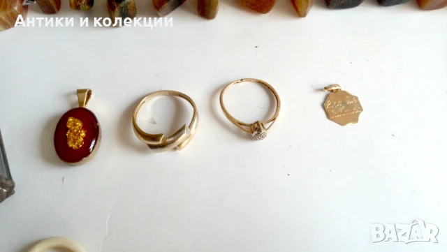 Стари предмети злато,нефрит,кехлибар,кристали,слонова кост и кутии., снимка 2 - Други ценни предмети - 51262514