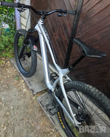 Планински велосипед Dartmoor Hornet Pro M 27.5" 2022 Hardcore Hardtail, снимка 13 - Велосипеди - 51122699