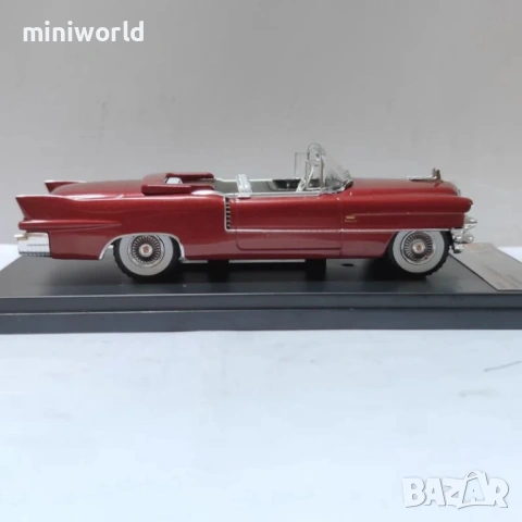Cadillac Eldorado Biamitz 1956 - мащаб 1:43 на Premium-X моделът е нов в PVC диспей-кейс, снимка 7 - Колекции - 53115811