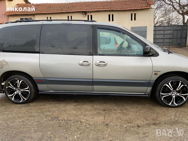 Само на части Chrysler Grand Voyager 3,8 4х4, снимка 4 - Автомобили и джипове - 27438932