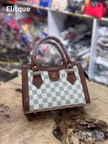 чанти Louis Vuitton , снимка 7 - Чанти - 53068017