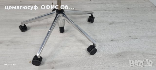 Офис ергономичен въртящ се стол Vitra ID Trim внос от германия , снимка 10 - Столове - 43534122