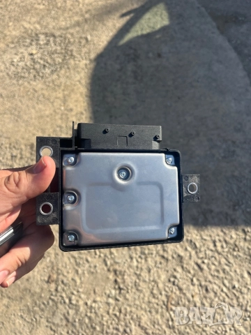 модул на ръчната спирачка за VW Tiguan , снимка 3 - Части - 52431266