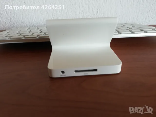 Докинг станция за IPAD/Iphone - Apple A1359 с 30 пинов конектор, снимка 5 - Клавиатури и мишки - 47602371