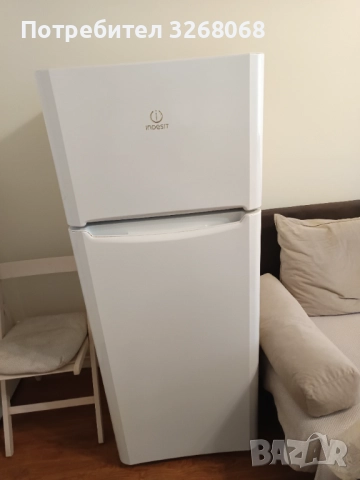 Хладилник с горна камера, снимка 3 - Хладилници - 52870931