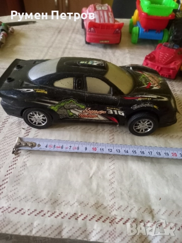 Ретро автомобил, с механизъм., снимка 5 - Коли, камиони, мотори, писти - 51925676