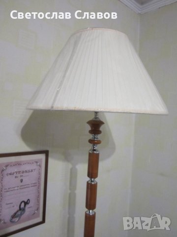 Висок лампион с красива плисирана шапка - 1, снимка 2 - Лампиони - 44116604