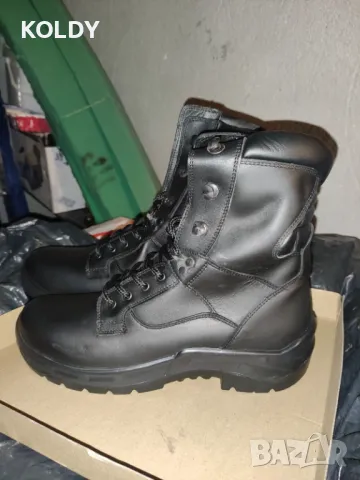 Два чифта кубинки естествена кожа номер 44,по 90 лв единият 