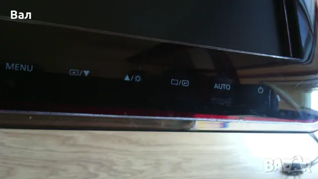 Монитор SAMSUNG S22A350 + адаптер за 14 волта, снимка 4 - Монитори - 49235424