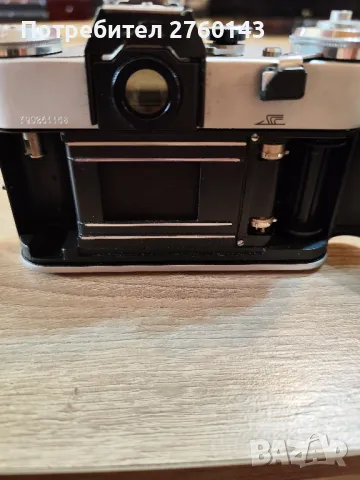 Зенит Е руски юбилеен фотоапарат Москва 1980г. Нелиос -44-2, снимка 6 - Антикварни и старинни предмети - 50241053