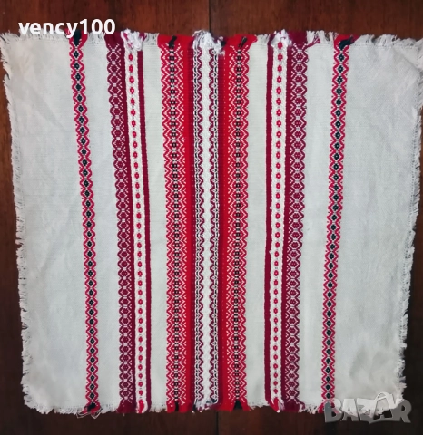 Бродирани покривки, салфетки и кърпички с национални мотиви, снимка 3 - Декорация за дома - 52836674