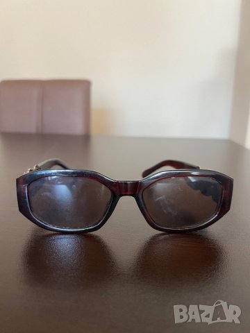 Дамски слънчеви очила , хит модели на Balenciaga , Versace , Philipp plein, снимка 9 - Слънчеви и диоптрични очила - 43955096