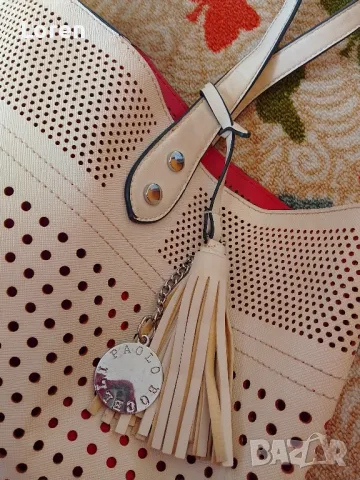 Подарявам!Бяла голяма чанта с дупчици, снимка 7 - Чанти - 49451311